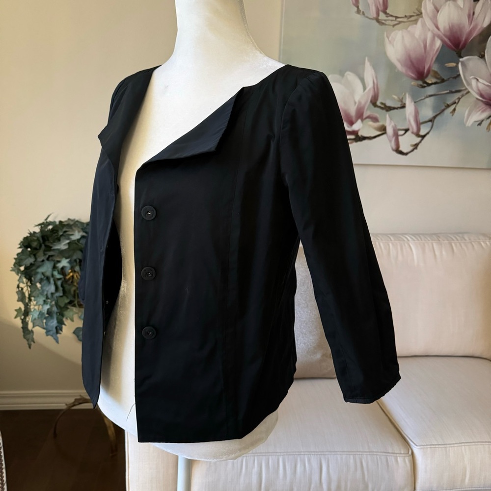 Theory Cropped Belted Blazer - Picture 5 of 16